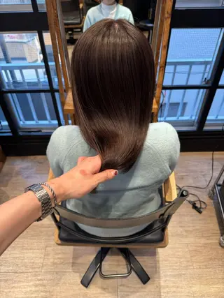 セミロング 新宿/顔周りカット +レイヤー=しずく♩のヘアスタイル