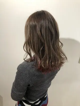 ミディアム カラー ブリーチ特化 梅田本多翔のヘアスタイル