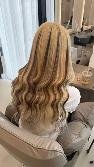 ロング 大古 楓のヘアスタイル