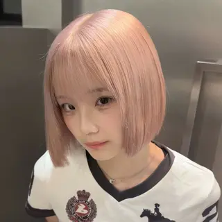 ショート カラー ハイトーン/ブリーチ /縮毛矯正🤍すずかのヘアスタイル