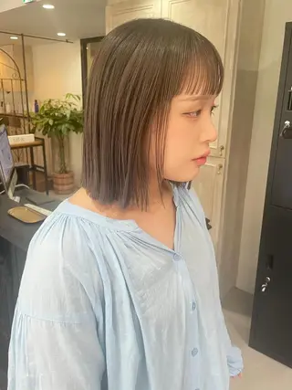 ショート カラー ili 梅田のヘアスタイル