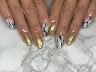 ミディアム ネイル Beauty Salon Lunaのエステ・リラクイメージ