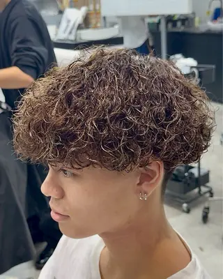 パーマ メンズ 🔥強めメンズパーマ 特化🔥/きらりのヘアスタイル