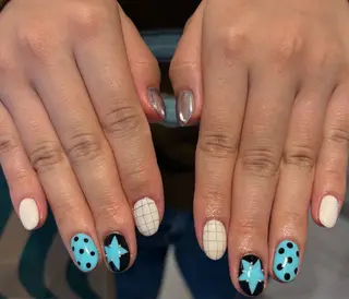 ネイル SHELL NAIL ホノカ🤍のネイルデザイン