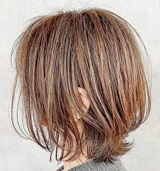 ミディアム 他店で断られた方⭕️ ハイライト特化 須永のヘアスタイル