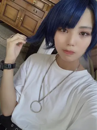 ショート 派手髪支持率No1 Eisukeのヘアスタイル