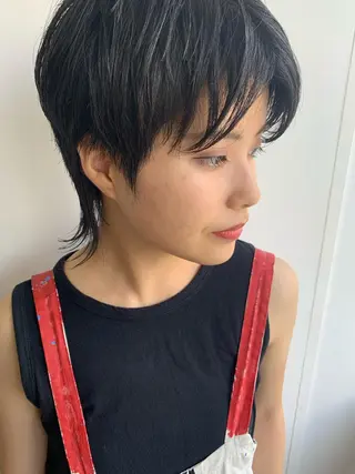 ショート 💜ショート💜 ウルフ、ボブ二色亜美のヘアスタイル