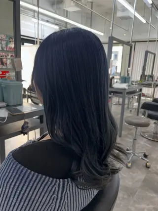 セミロング 水戸/ブリーチカラー 中山りくのヘアスタイル