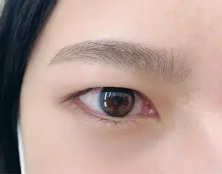 アイブロウ THINK EYE スタッフのマツエク・マツパデザイン