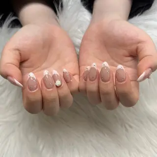ネイル 💖𝓜𝓲𝓸 /6月予約受付中💖のネイルデザイン