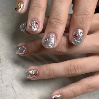 ネイル 🫧RaLa ⭐︎AYAKA🫧のネイルデザイン