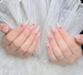 ネイル Lenie Nail Salonのネイルデザイン