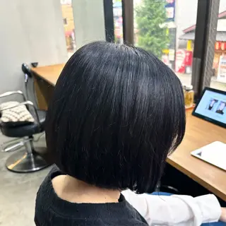 ショート 顔周りレイヤーカット ／Yumiのヘアスタイル