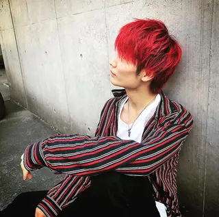 ショート カラー 河島 裕樹のヘアスタイル