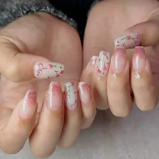 ネイル elu :nail&eyeのネイルデザイン