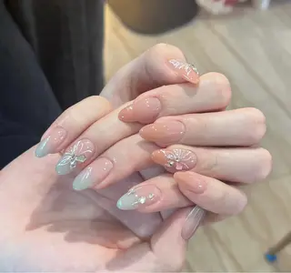 ネイル H3 Nail Miniのネイルデザイン