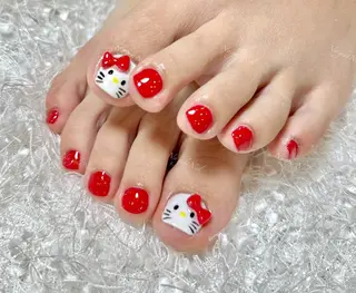 ネイル 🦋 Queenieのネイルデザイン