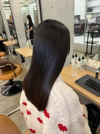 セミロング 縮毛矯正×髪質改善× 艶髪カラー 吉原和磨のヘアスタイル