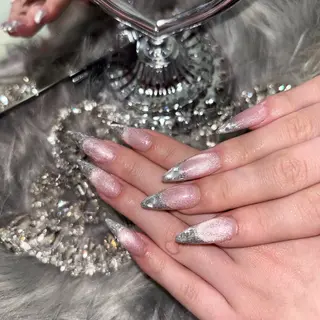 ネイル MADIA EMIのネイルデザイン