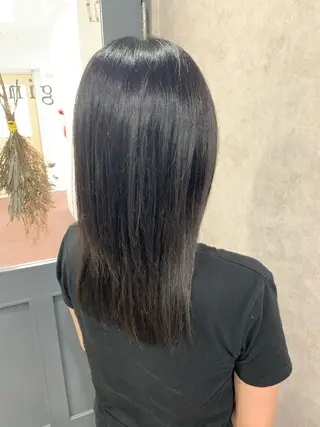 セミロング giniro ホソミのヘアスタイル