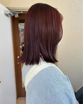 ミディアム カラー mei|顔まわり ×透明感カラーのヘアスタイル
