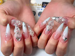 ネイル LYYM Salon ユキのネイルデザイン