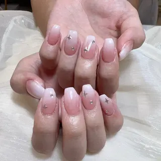 ネイル 🎀nana🫧 ワンホンネイル🎀のネイルデザイン