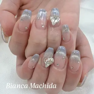 ネイル Bianca 🌟 yanagihasiのネイルデザイン