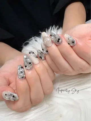 ネイル infinity skyのネイルデザイン