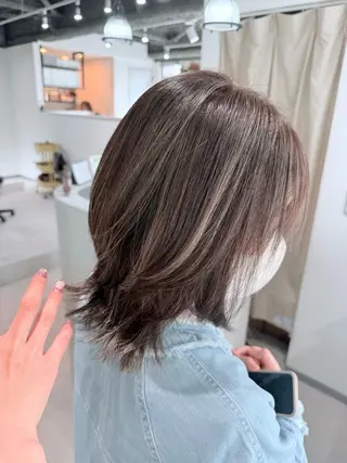 ミディアム カラー 脱白髪染め美容師 竹内涼乃のヘアスタイル