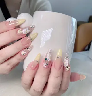 ネイル Luvia Ginzaのネイルデザイン