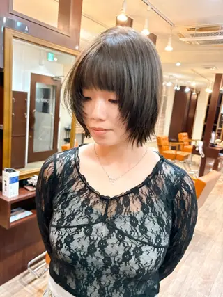 ショート カラー 宮本 泰周のヘアスタイル