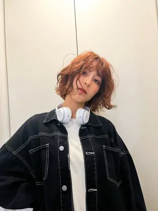 カラー rina韓国レイヤー ハッシュカットのヘアスタイル