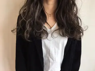 ロング ゴトウ ノブヒトのヘアスタイル
