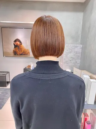 ショート カラー ヘアアレンジ ボブ/透明感ベージュ 🫧クルミ🌟のヘアスタイル
