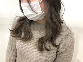 カラー white.梅田 デザインカラー🦄のヘアスタイル