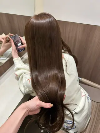 ロング 松岡 莉瑚のヘアスタイル