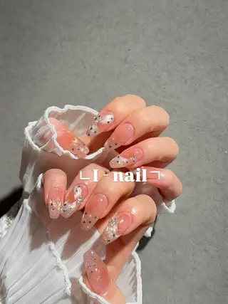 ネイル I-nailロング /ワンホン/キラキラのネイルデザイン