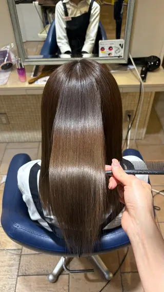 セミロング 藤本 早耶のヘアスタイル
