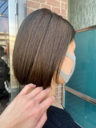 ミディアム カラー 久木原 ゆりのヘアスタイル