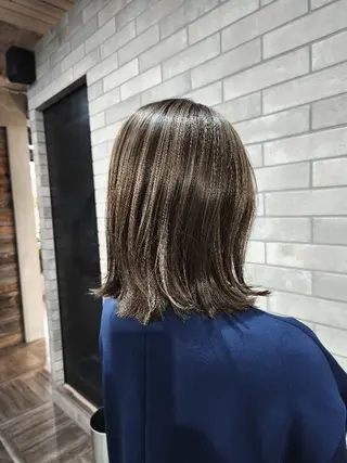 ミディアム カラー VIMhair天神店 縮毛矯正 ハイライトのヘアスタイル