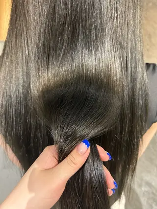 カラー ANY / Noaのヘアスタイル