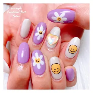 ミディアム ネイル 🐾enen style 🐾のネイルデザイン
