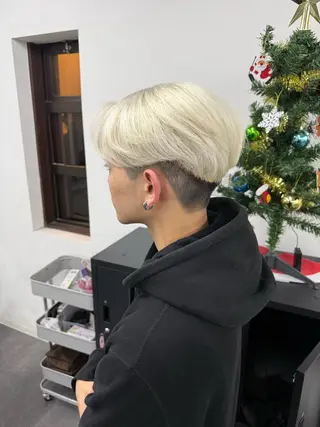 カラー メンズ Selene 難波店　HIROKIのヘアスタイル