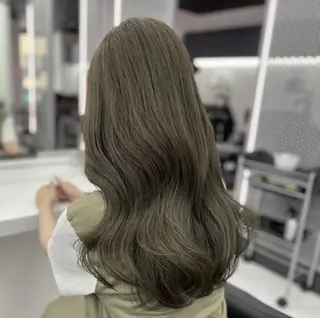 カラー ブリーチなし🥣🤍 ベージュ♡表参道のヘアスタイル