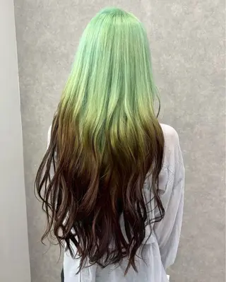 カラー 伊藤 陽菜のヘアスタイル