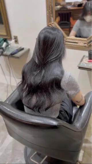 ロング カラー 韓国風・ブリーチなし ・あり後藤 一斗店長のヘアスタイル