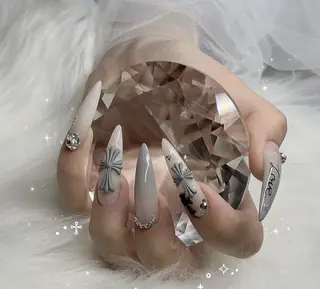 ネイル 韓国ジェル専門店 RAVY NAILのネイルデザイン