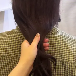 ロング 【透明感カラー/オリ ーブ】カミヤマシオリのヘアスタイル