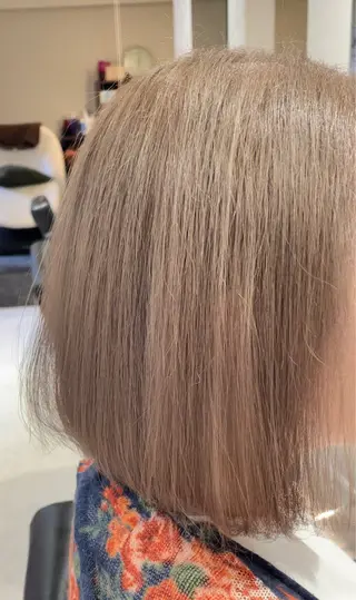 ショート カラー NINE+/代表 ブリーチ特化型サロンのヘアスタイル